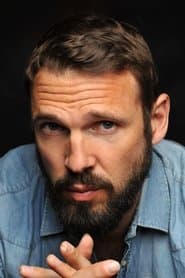 Pieter Embrechts as Alex