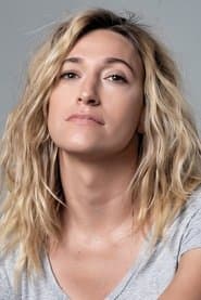 Abril Zamora as Pere Jr.