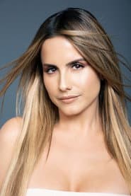 Andrea Pérez Meana as Lucía