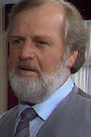 Aksel Erhardtsen as Villumsen