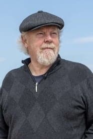 Jimmy Yuill as Corin