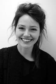 Marie Zabukovec as Lise