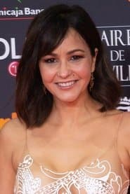 Yoima Valdés as Madre Familia Pobre