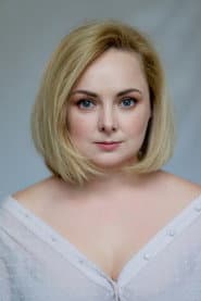 Valentina Vovchenko as Aunt Natasha