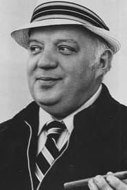 Sully Boyar as Night Guard