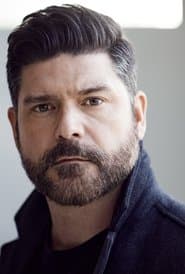 John T. Woods as Paul Boxer