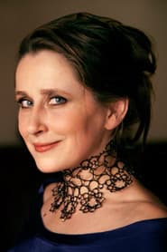 Barbara Philipp as Frau im Zug/Gruppenleiterin