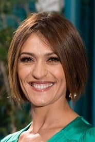 Fátima Lopes as Marta