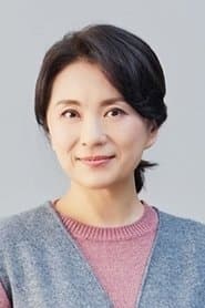 Chu Gwi-jeong as Sullie's Mother