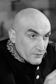 Jacques Seiler as Sergent Bellec