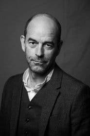 Joseba Apaolaza as Carlos