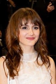 Patience Munchenbach as Marion Perdrix