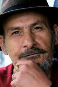 Mohammad-Reza Davoudnejad as Ghamkhar