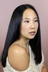 Michelle Pokopac as Lynn