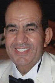 Mohamed Al Tagy as كمال - مأمور السجن