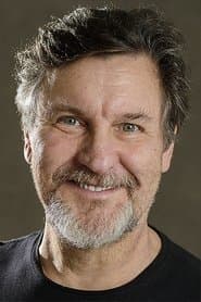 Antonio Calloni as Saraiva