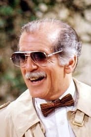 Luiz Carlos Arutin as Vovô Passarinho