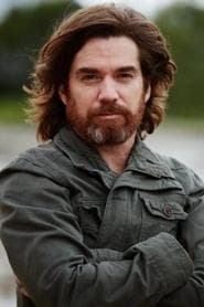 Nicolás Montero as Carlos