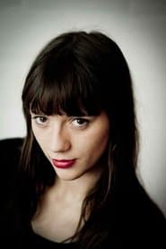 Anemone Valcke as Vicky