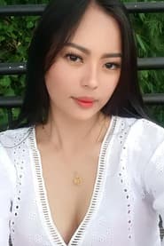 Stephanie Raz as Karen