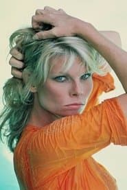 Cathy Lee Crosby as Zoe Owens