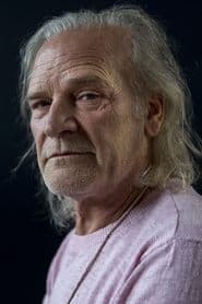 Lluís Homar as Teacher