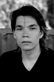 Onni Tommila as Pietari