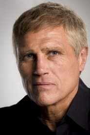 Rodrigo Obregón as Mikael Petrov