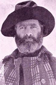 Tom Murray as Nick Kargas