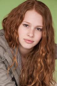 Ariana Bagley as Kassie Stevenson