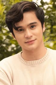 Kyle Velino as Greggy Araneta