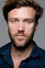 Shane Woodward as L'interne (as Shane Vives-Atsara Woodward)