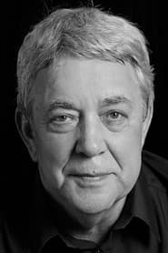 Boris Sokolov as Каротин