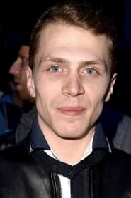 Kévin Azaïs as William Denis