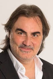 Pierluigi Pardo as Giornalista