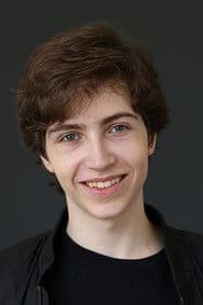 Artyom Fadeev as Artyom / Kosmoboy