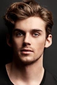 Lauri Tilkanen as Antti Salonen