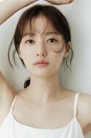 Song Ha-yoon as Kim Yi-seul