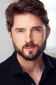 John Bregar as Freddy