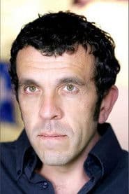 Orio Scaduto as Mario