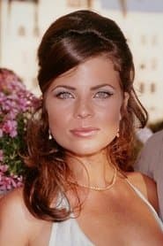 Yasmine Bleeth as Pepper Upper