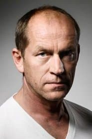 Thomas Hedengran as Kettil