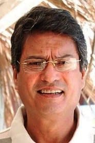 Kanwaljit Singh as Rohan's Father