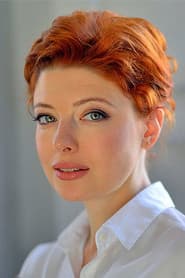 Emiliya Spivak as Esfir Litvinova