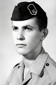 José Terrón as Comanche / Townsman