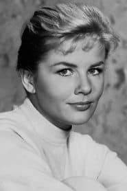 Sabine Bethmann as Irene