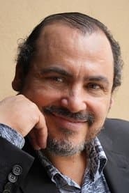 Joaquín Núñez as Romeo