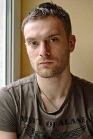 Nikita Emshanov as Piotr