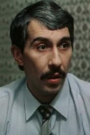 Ruben Simonov as professor Gogi, sotrudnik iz XVIII veka