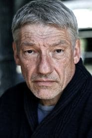 Simon Armstrong as Aelle